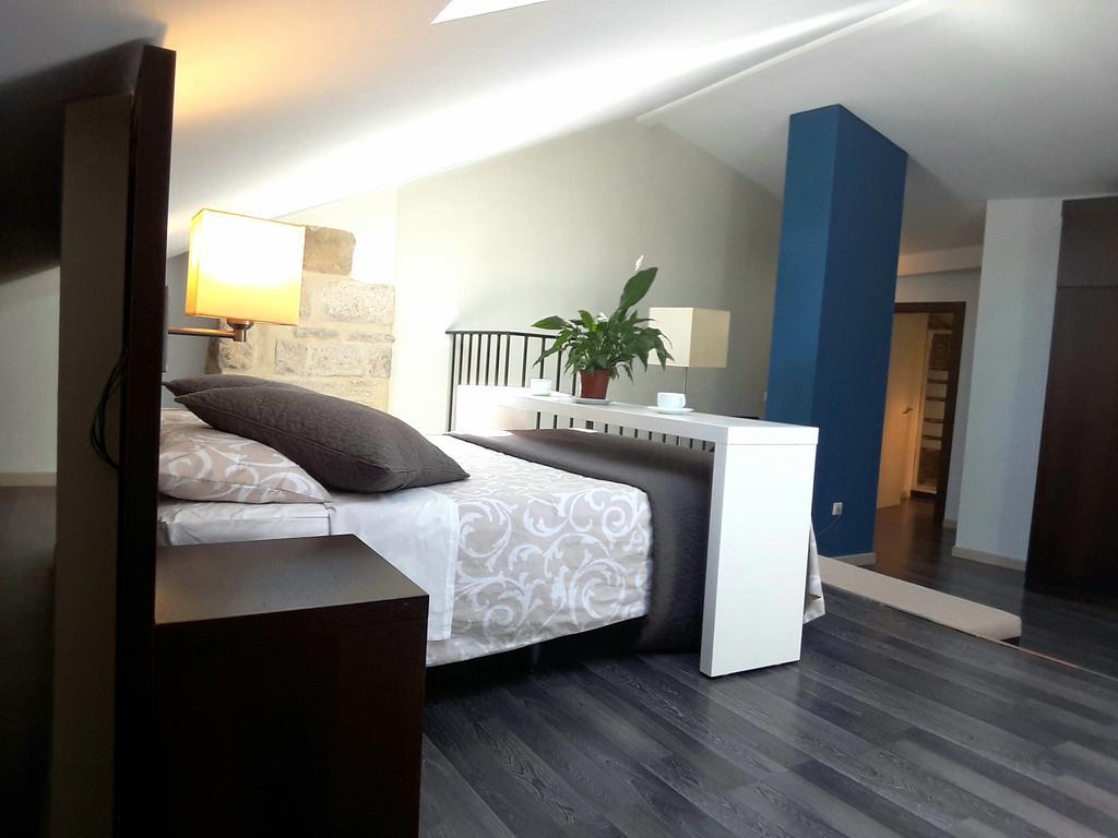 Apartamentos Sol De Mayo Úbeda Exterior foto